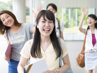 去国外留学带什么？