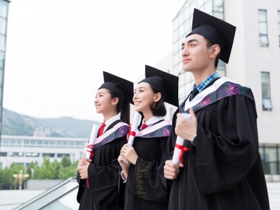 澳洲留学大学多久毕业?