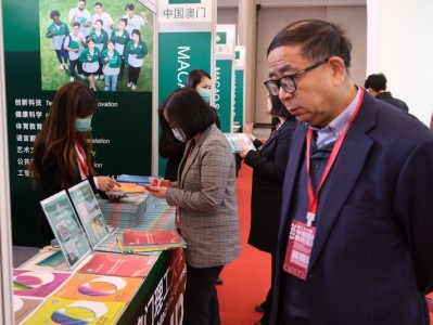 竞争加剧、门槛提升、含金量存争议，内地学生赴澳门读研热背后