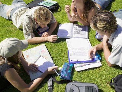 意大利留学学费多少钱?